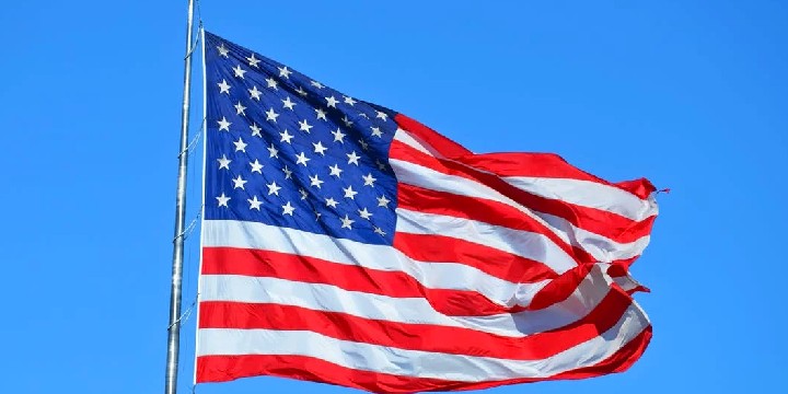 30 Flag Day Quotes to Honor Our Nation’s Pride & Glory