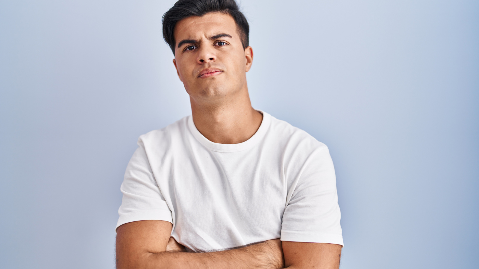 An Entitled Dad Demanded the Pilot “Fly the Plane Around Longer” and “Delay Landing” After He Failed to Sit His “Boisterous” Kids Down and Buckle Them Up!