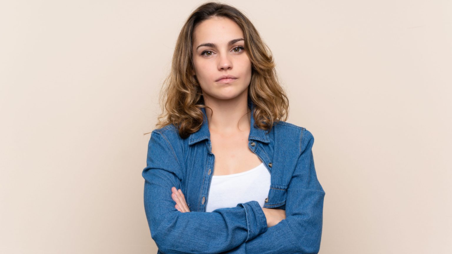 Her Mom Insulted Her Fiancé When She Called Him a “Disgusting Cradle