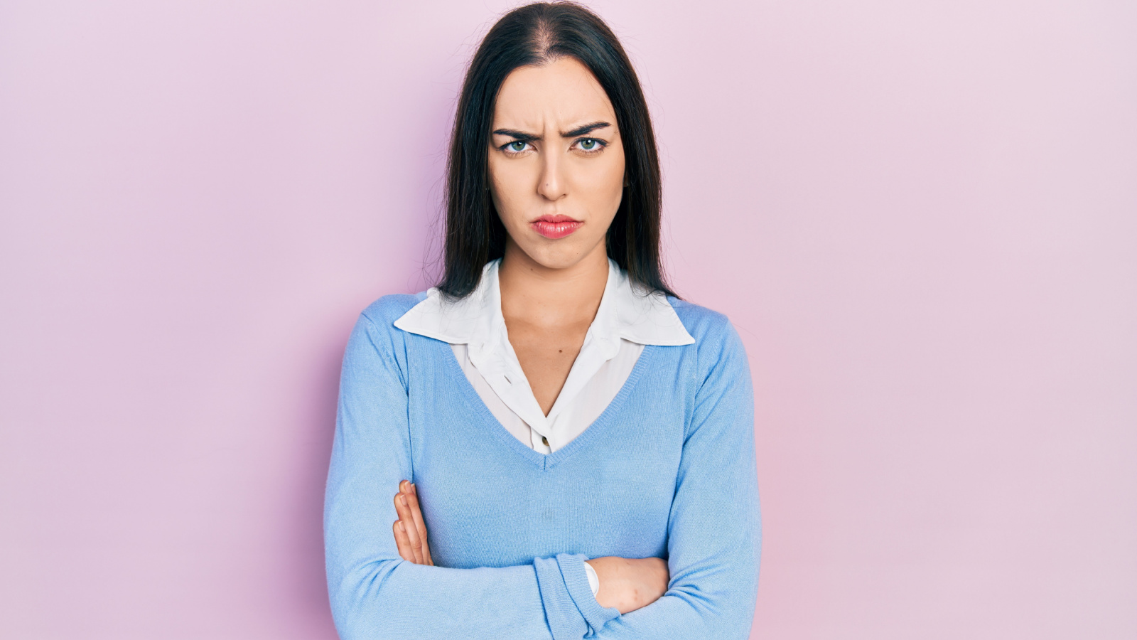 She Banned Her Sister From Her Baby Shower for Stealing the Names She’s Always Wanted. She’s Furious Because of Her “Maliciousness and Pettiness,” but Now They’re Saying She’s a “Jerk!”